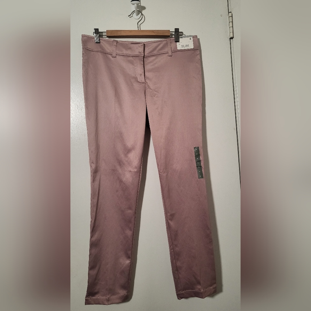 New York & Co pink satin like pants made from polyester. Size 8.